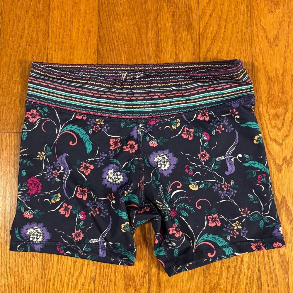 Old Navy Active Floral Girl’s Shorts Size L